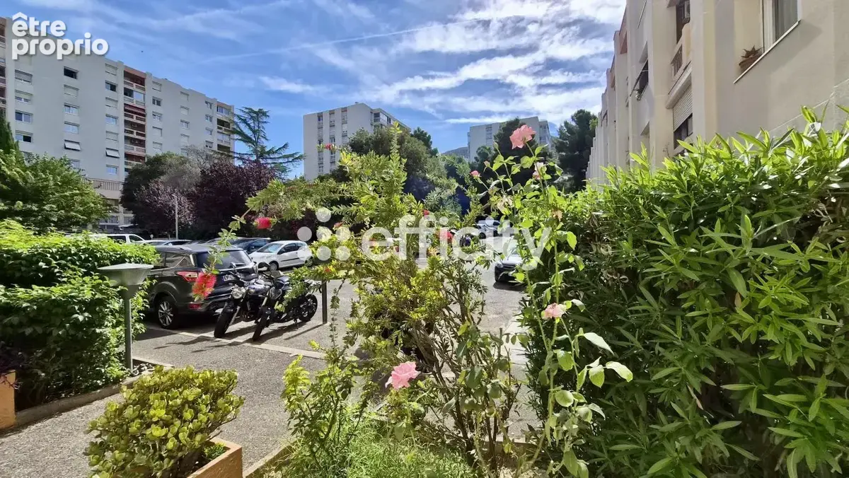 Appartement à MARSEILLE-11E