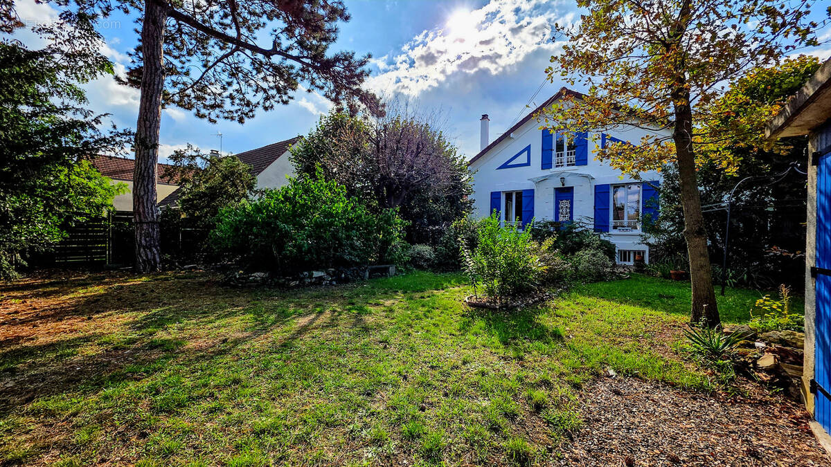 Maison à CARRIERES-SOUS-POISSY