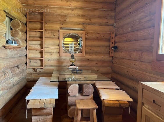 Chalet bois + terrain attenant d'un hectare et demi - photo 4