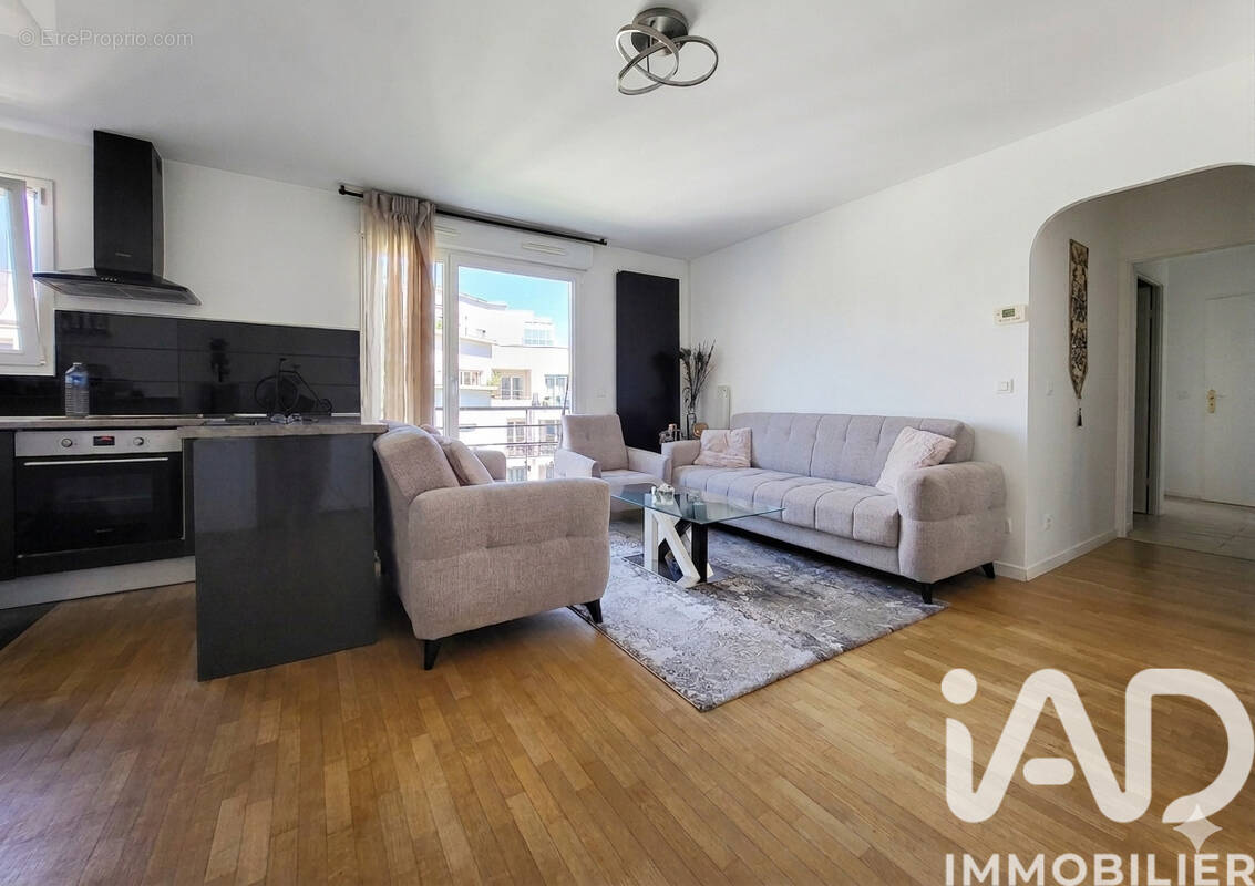 Photo 1 - Appartement à GENNEVILLIERS