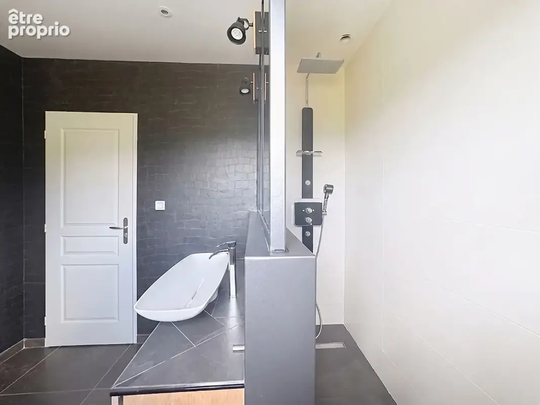 Maison mitoyenne Charvonnex avec piscine - photo 10