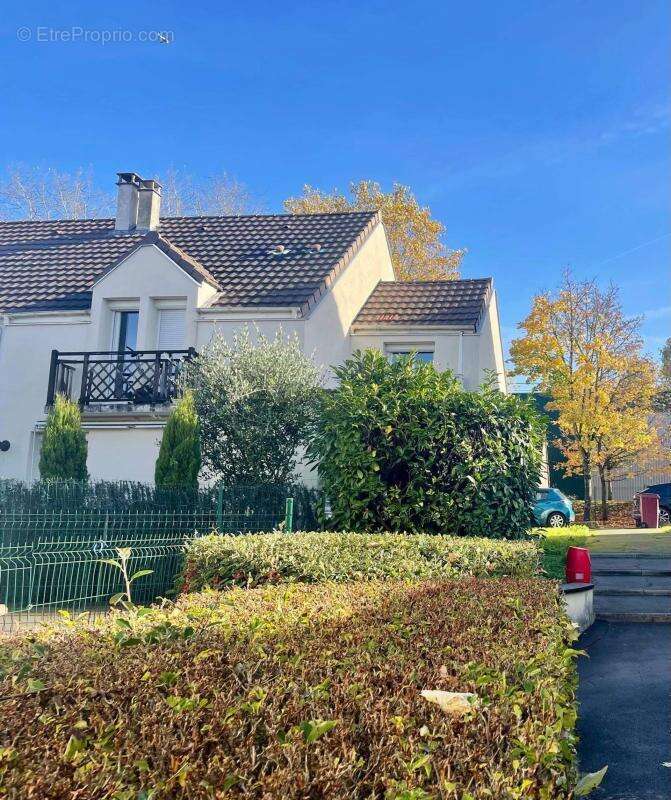 Maison à EMERAINVILLE