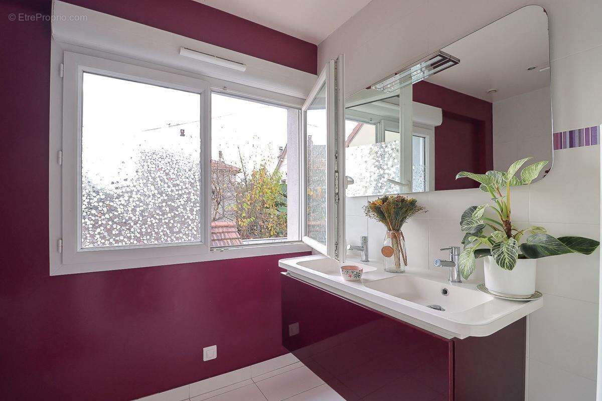 Maison à DEUIL-LA-BARRE