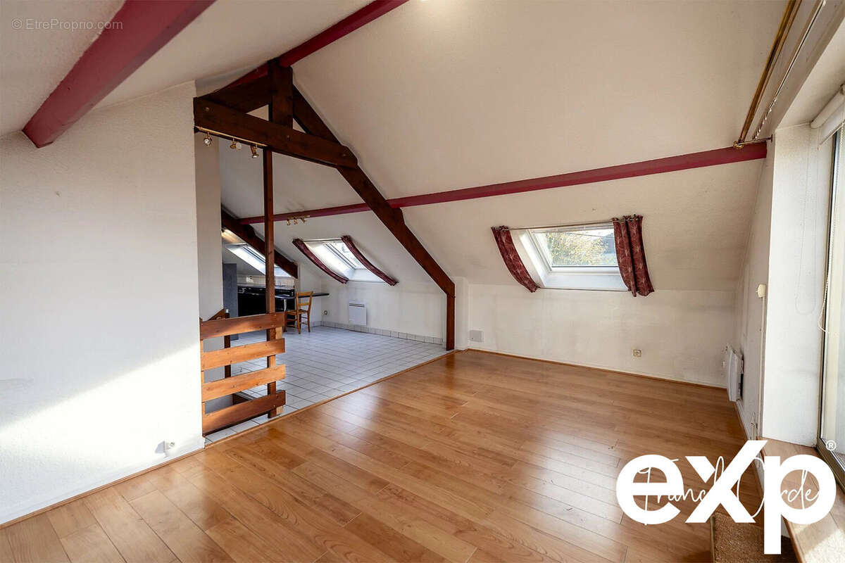 Appartement à MONT-SAINT-AIGNAN