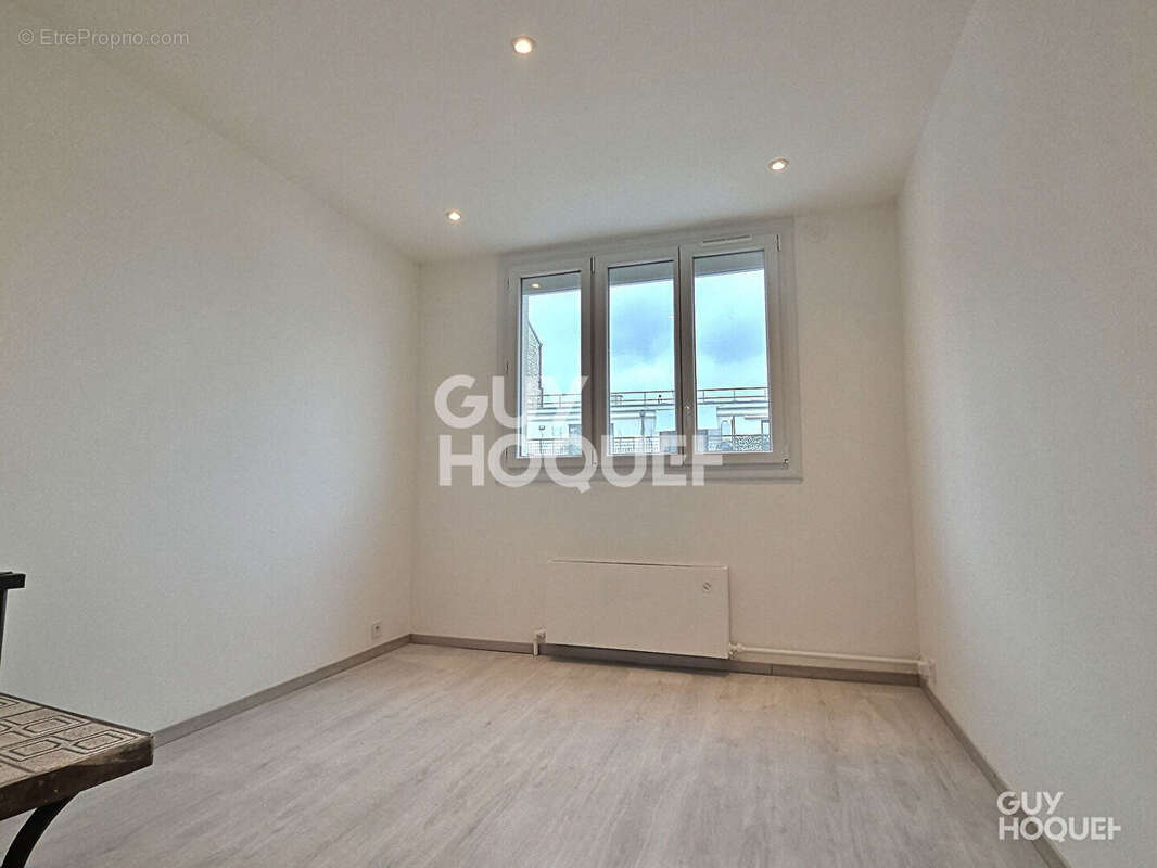 Appartement à MAISONS-ALFORT