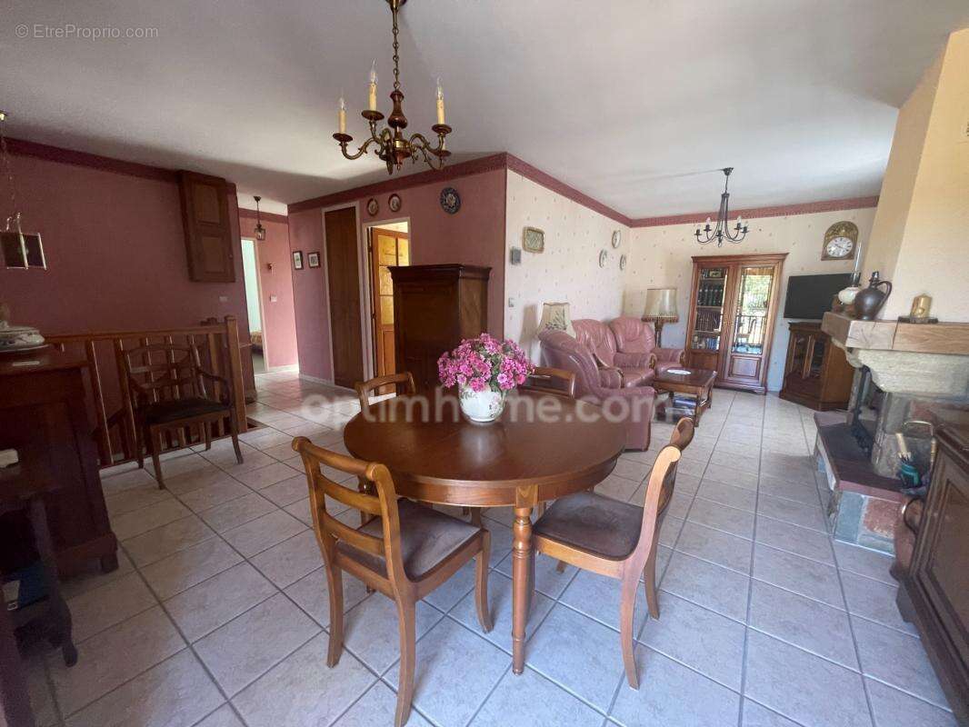 Maison individuelle 3 chambres sur 1900m2 de terrain clos - photo 13
