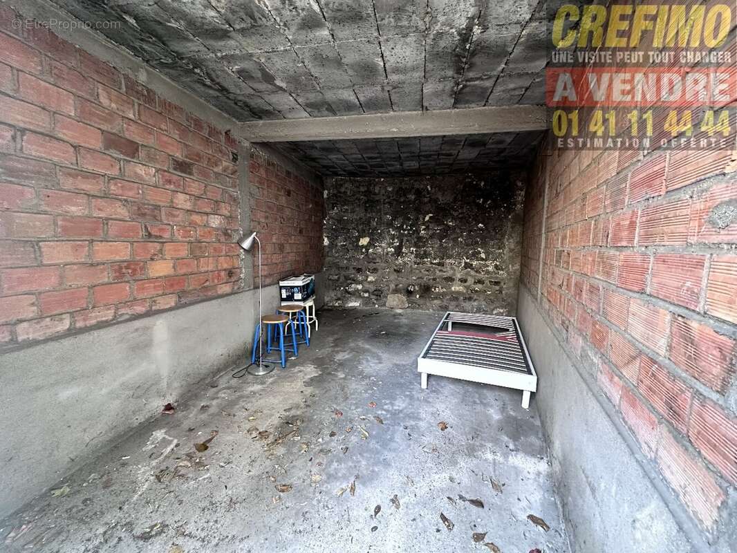 Commerce à ASNIERES-SUR-SEINE