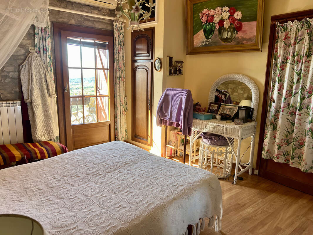 Maison à SALLELES-CABARDES