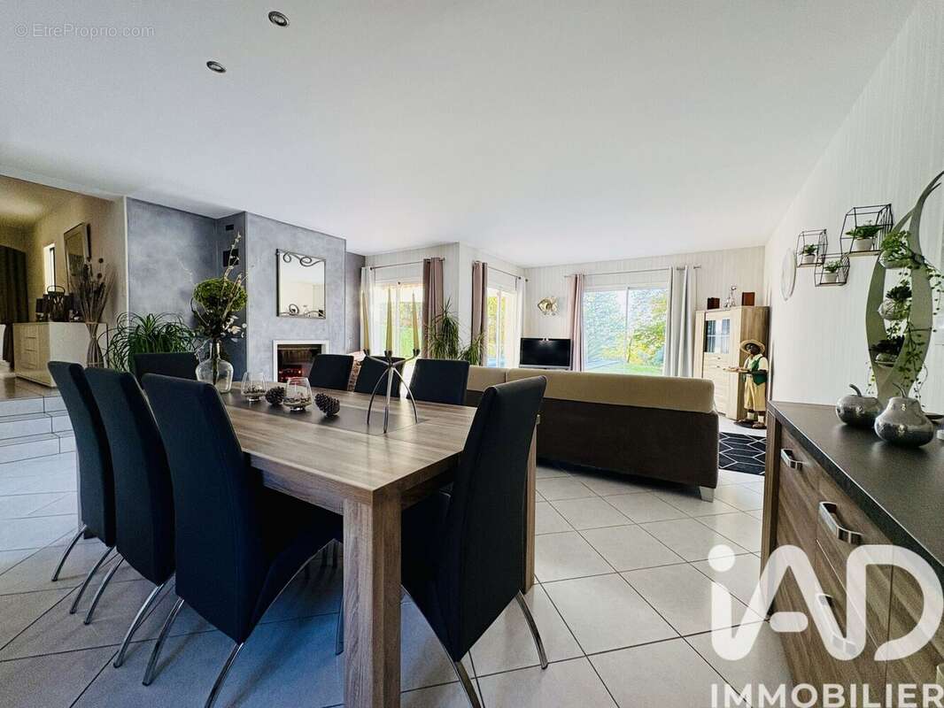 Photo 8 - Maison à BREUILLET