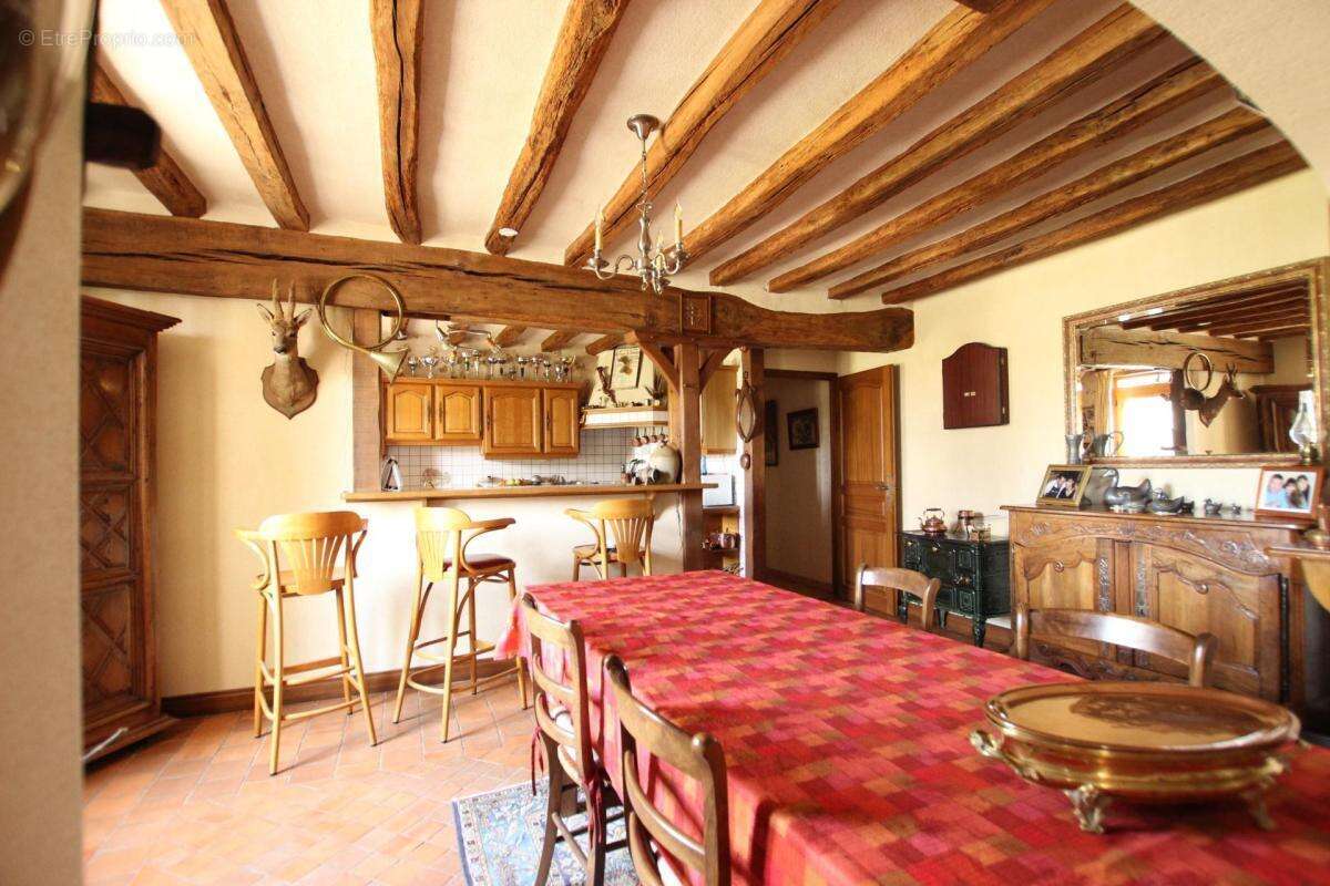Maison à DOUE-LA-FONTAINE