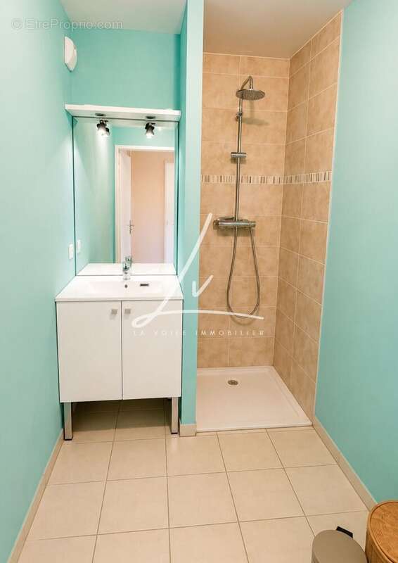 Appartement 62 m² à Caen  - photo 8