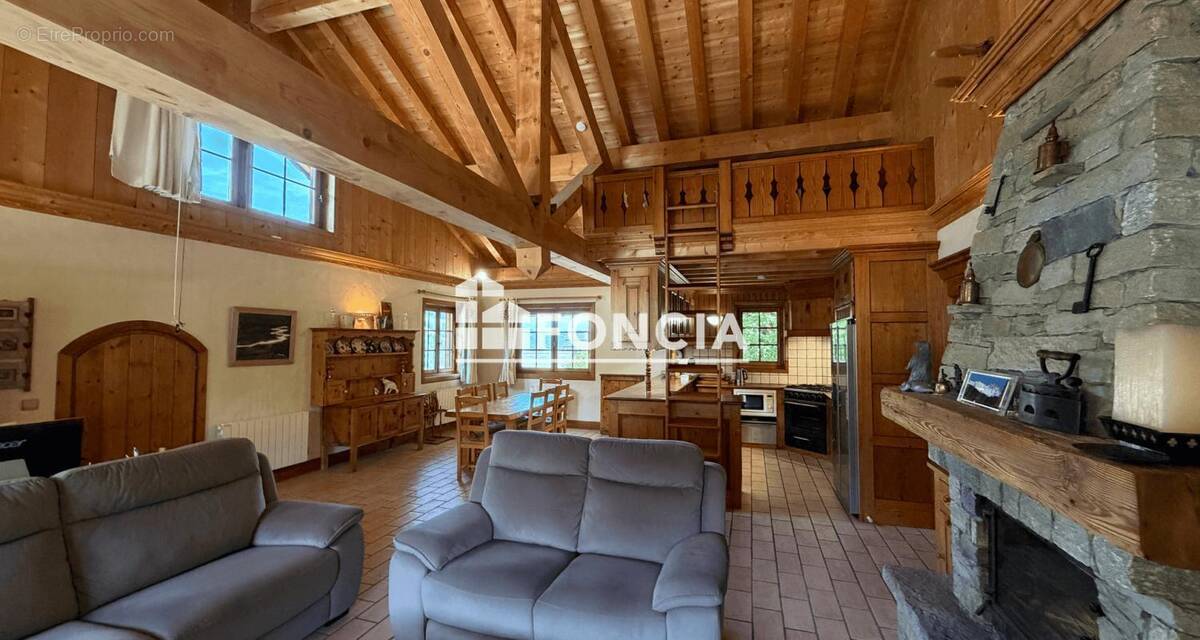 Magnifique chalet au coeur de Méribel - photo 1