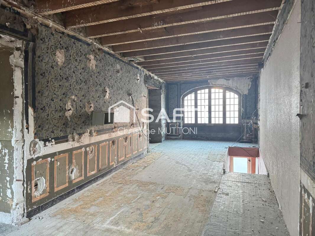Appartement 200 m² à Culoz  - photo 6