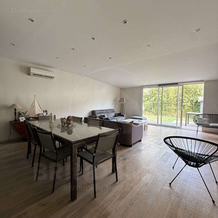 Maison 162 m² à Champs-Sur-Marne  - photo 29