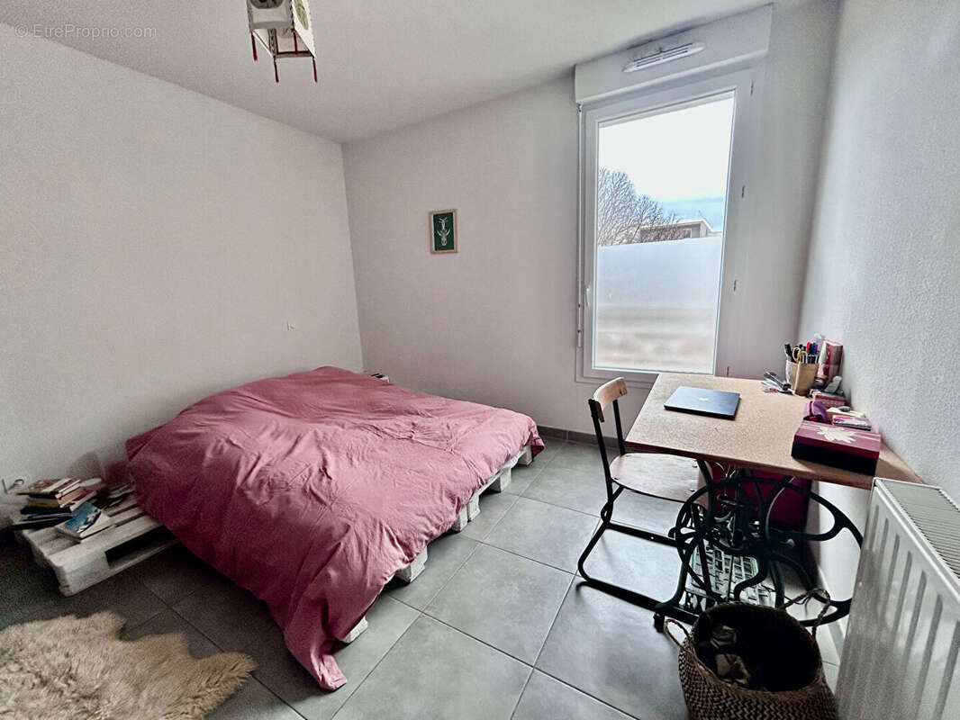 Appartement T2 récent avec garage - photo 6