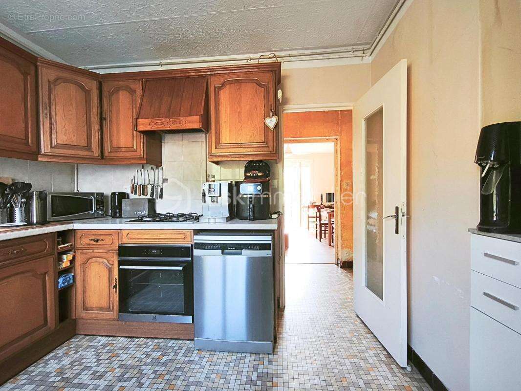 Appartement à NEUVILLE-SUR-SAONE