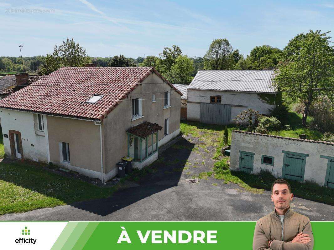 Maison 158 m² à Asnieres-Sur-Blour  - photo 2