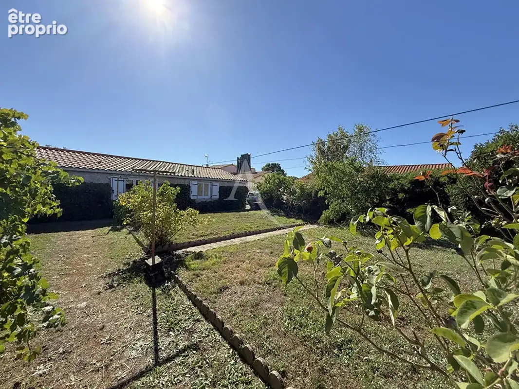 Maison Saint Georges De Pointindoux  5 pièce(s) - 99 m² - photo 16