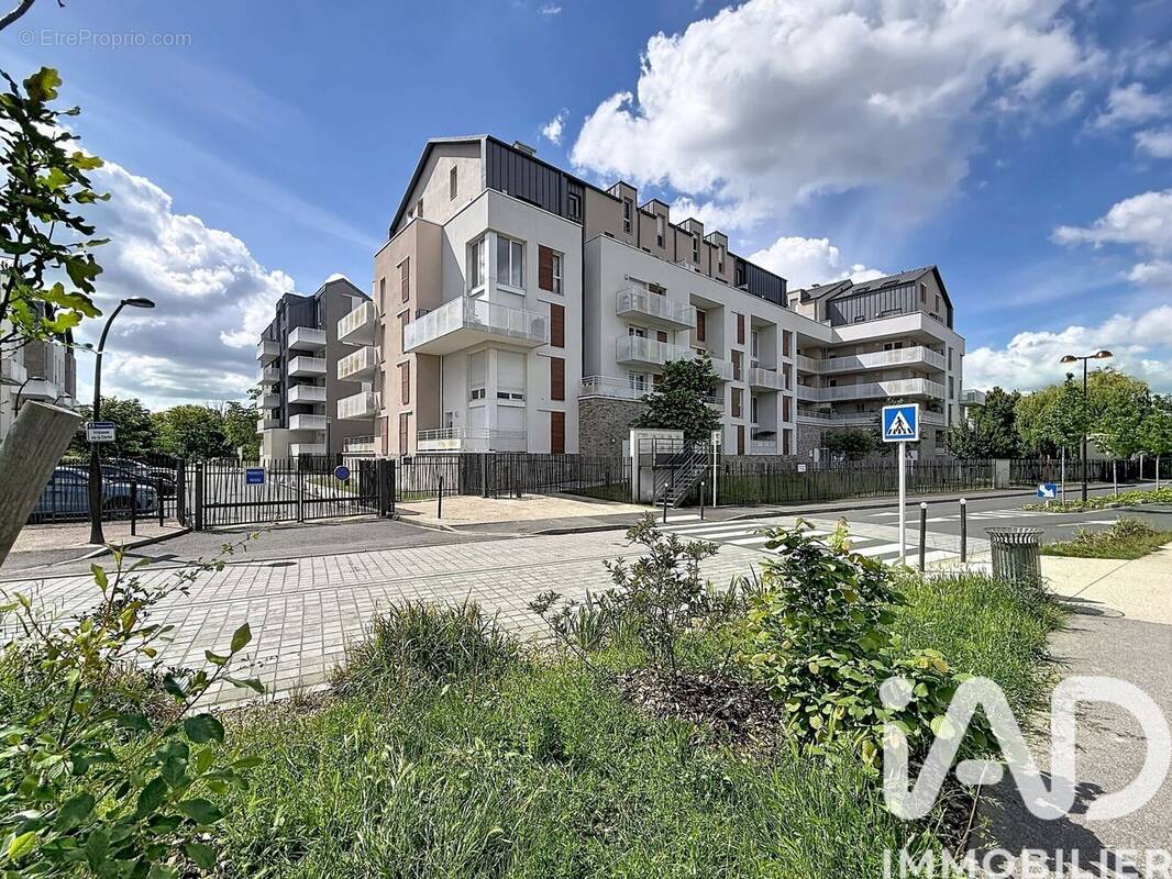 Photo 1 - Appartement à VILLENEUVE-LE-ROI