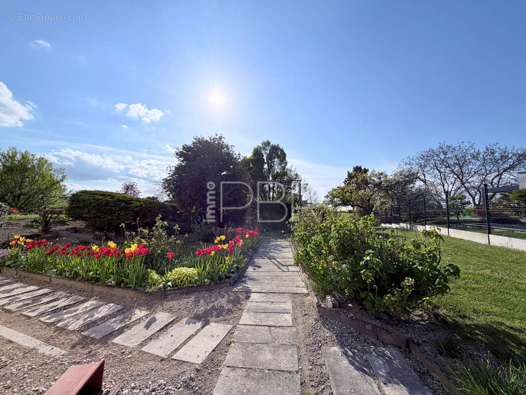 Maison T5 plain-pied de120m2 - photo 11