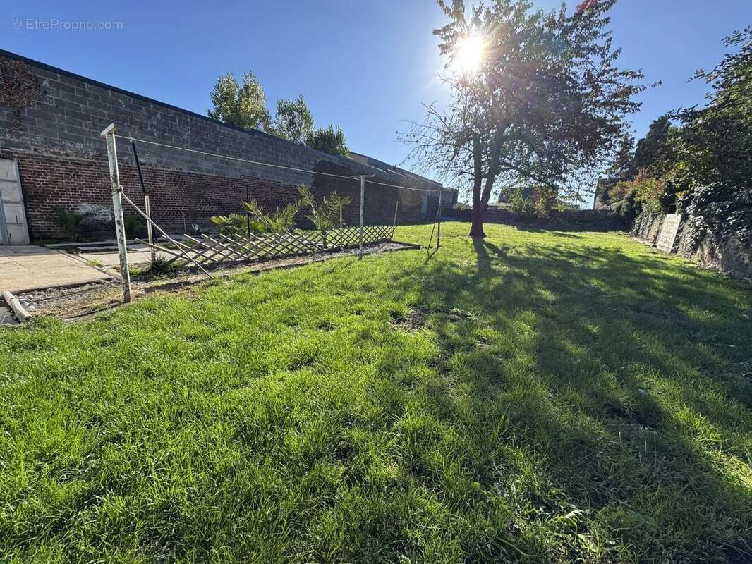 Maison à NEUVILLE-SUR-ESCAUT