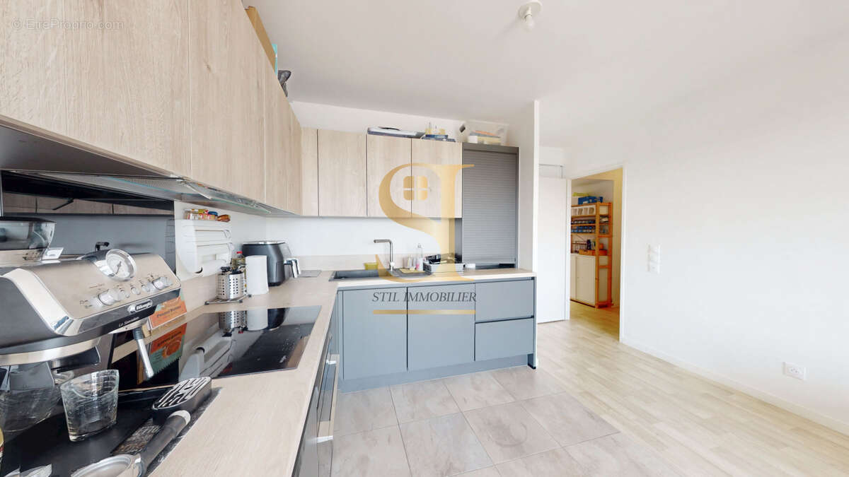 Appartement à VIGNEUX-SUR-SEINE