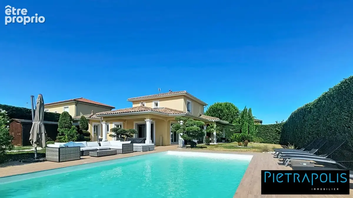 Maison 176 m² à Toussieu  - photo 4