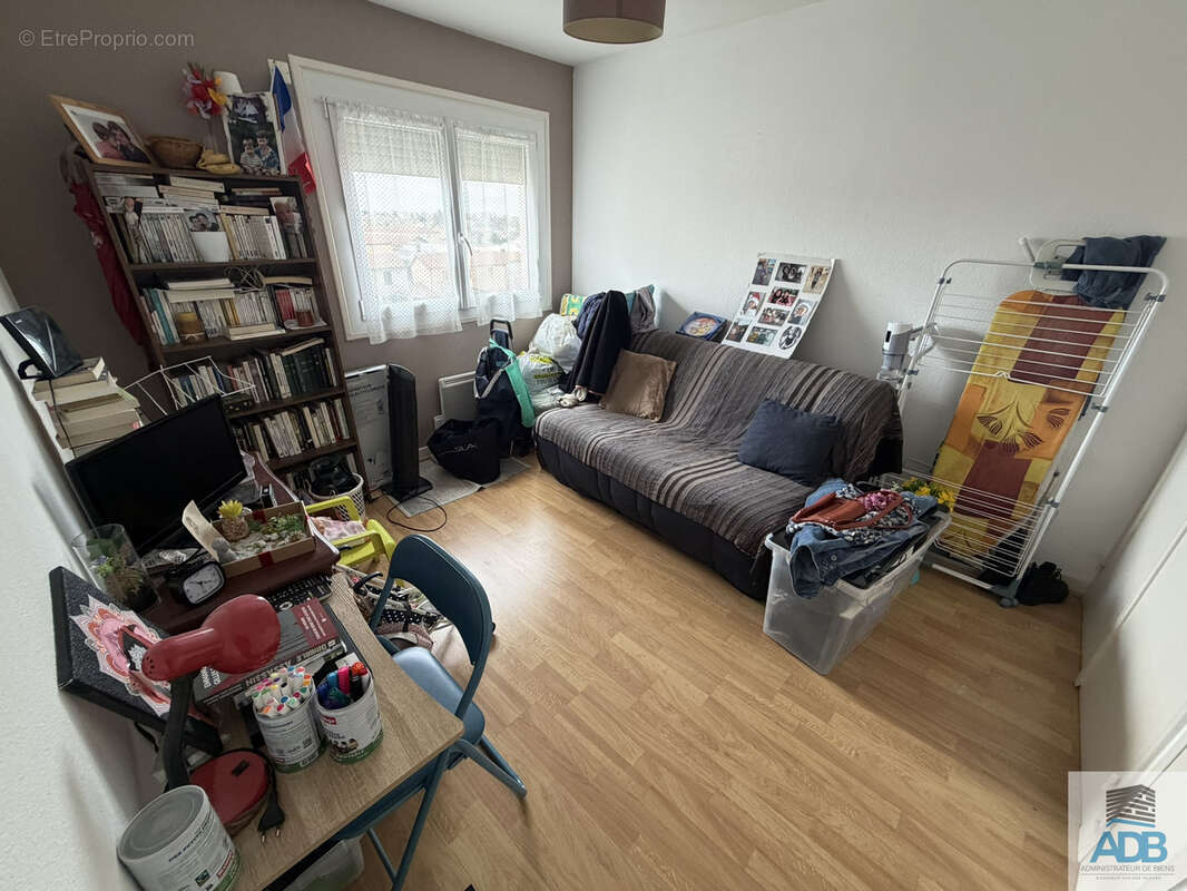 Appartement à LE COTEAU