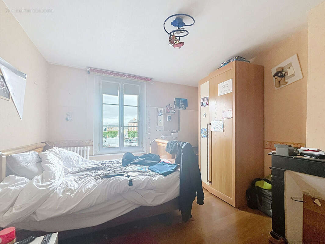 Immeuble à seulement 7 kms de Bourg Achard - photo 8