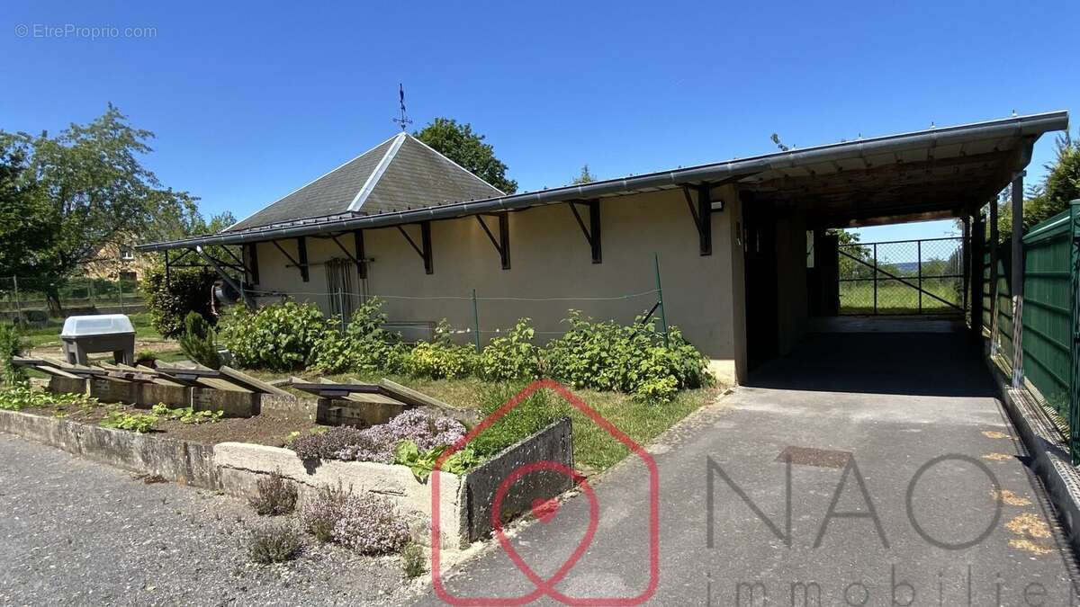 Maison à PRIX-LES-MEZIERES