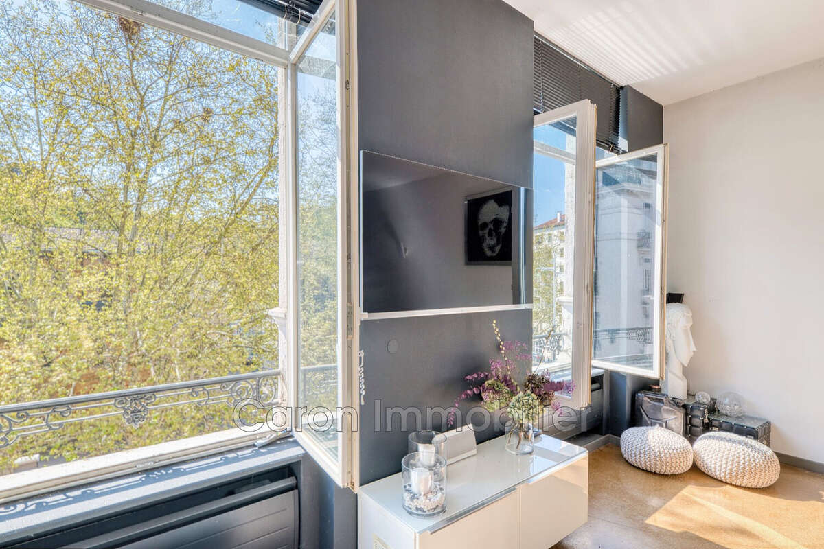 Appartement à LYON-9E