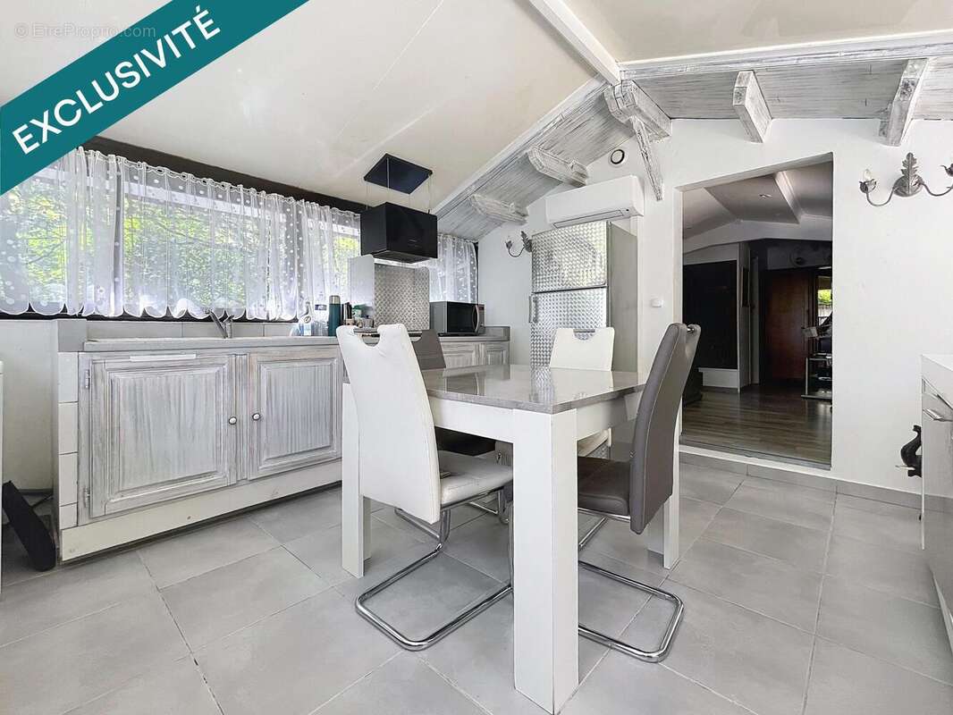 Photo 6 - Terrain à SAINT-CEZAIRE-SUR-SIAGNE