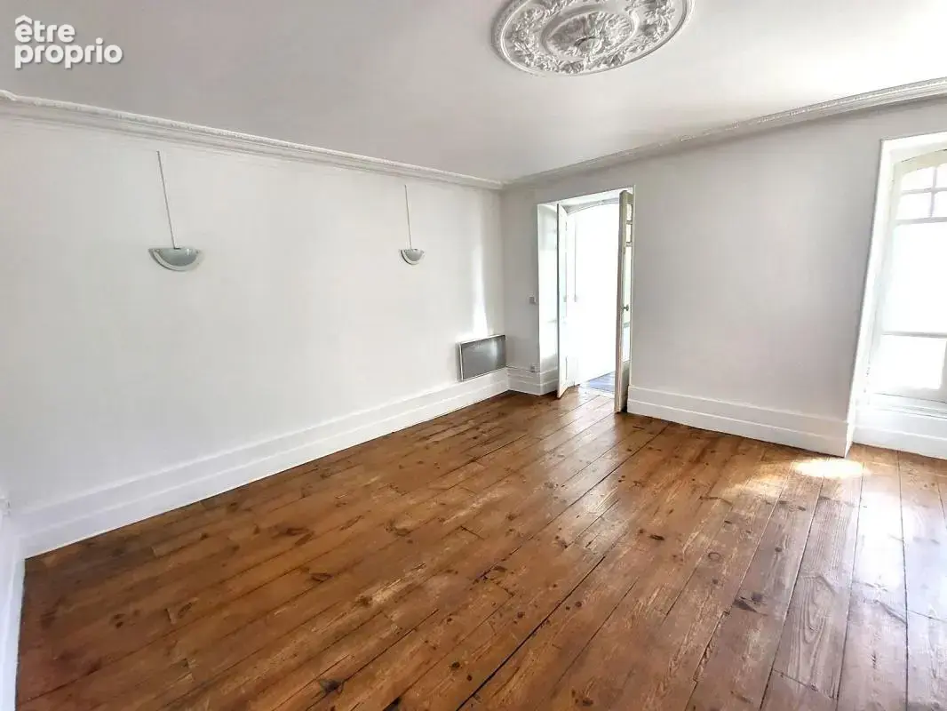 Appartement À Vendre - photo 2