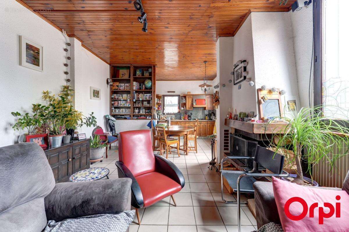 Maison à VILLEURBANNE