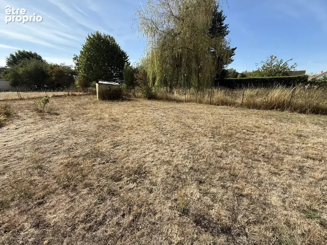 Maison de plain-pied récente T4 sur 798 m2 de terrain - photo 6