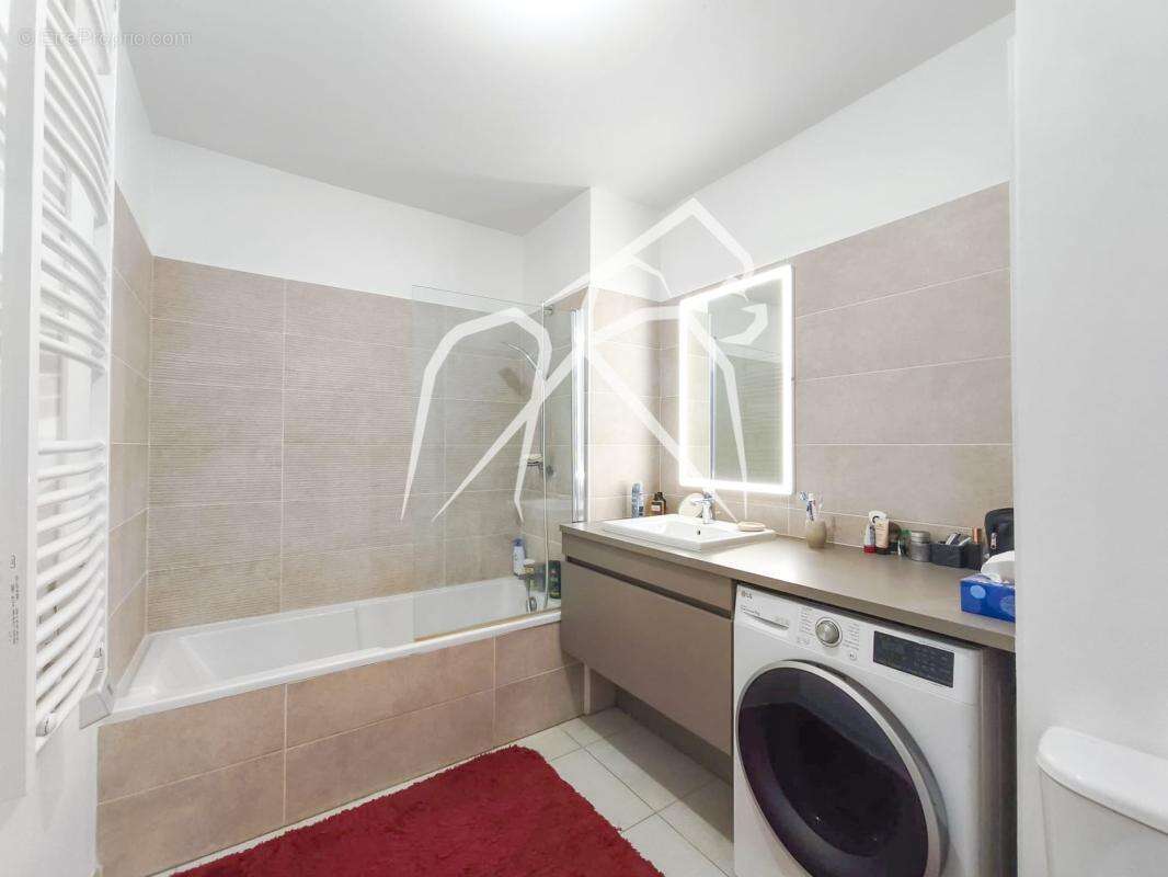 Appartement à CASTELNAU-LE-LEZ