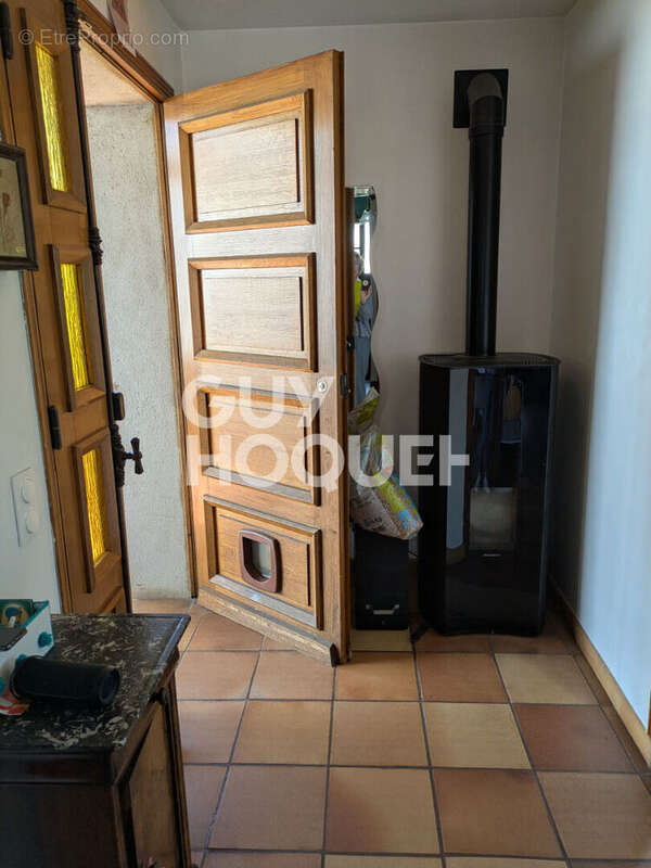 Maison spacieuse à vendre à Cahors - 5 chambres, 190 m² - photo 7