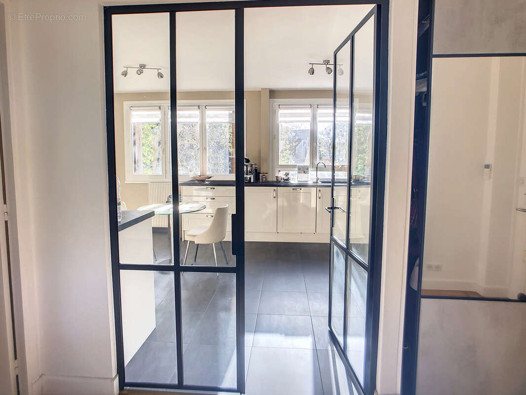 Appartement à BOUGIVAL