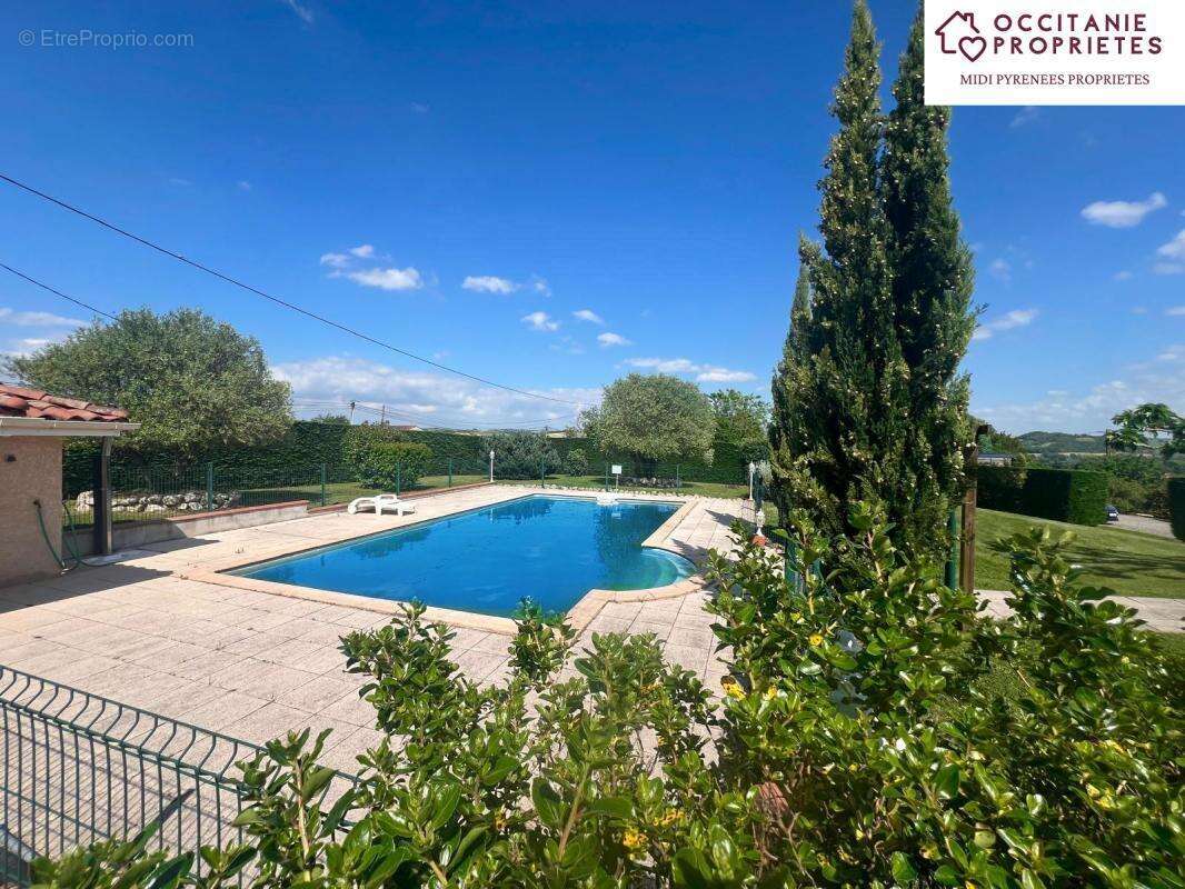 Maison à LEZAT-SUR-LEZE