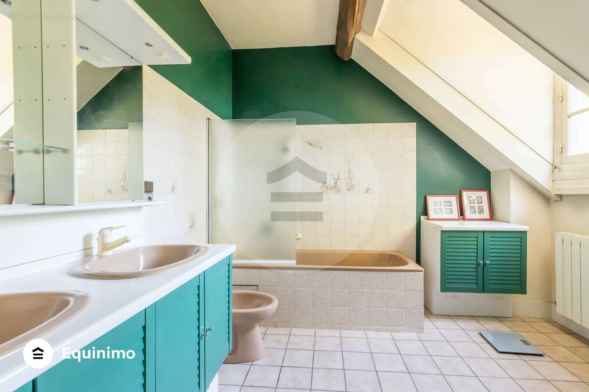 Maison à LOUVECIENNES