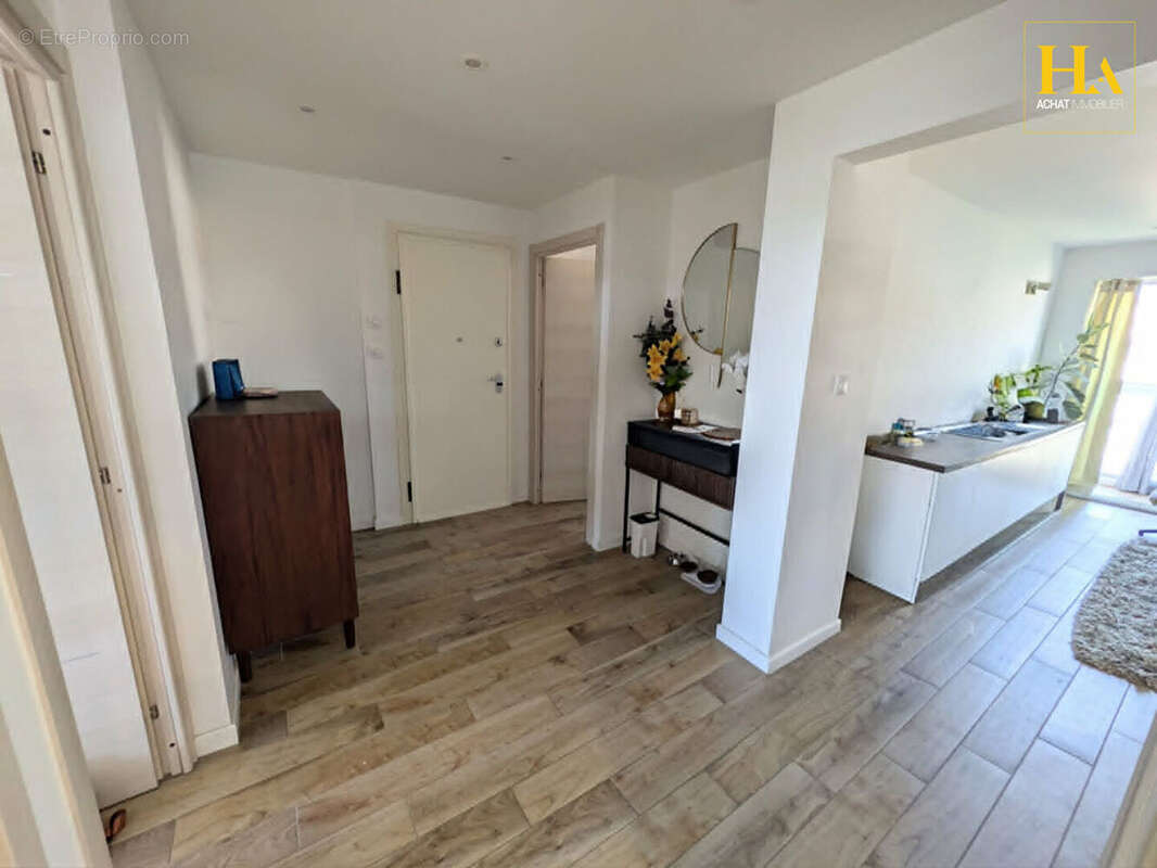 Appartement Antibes type 3.4. Pièces - photo 9