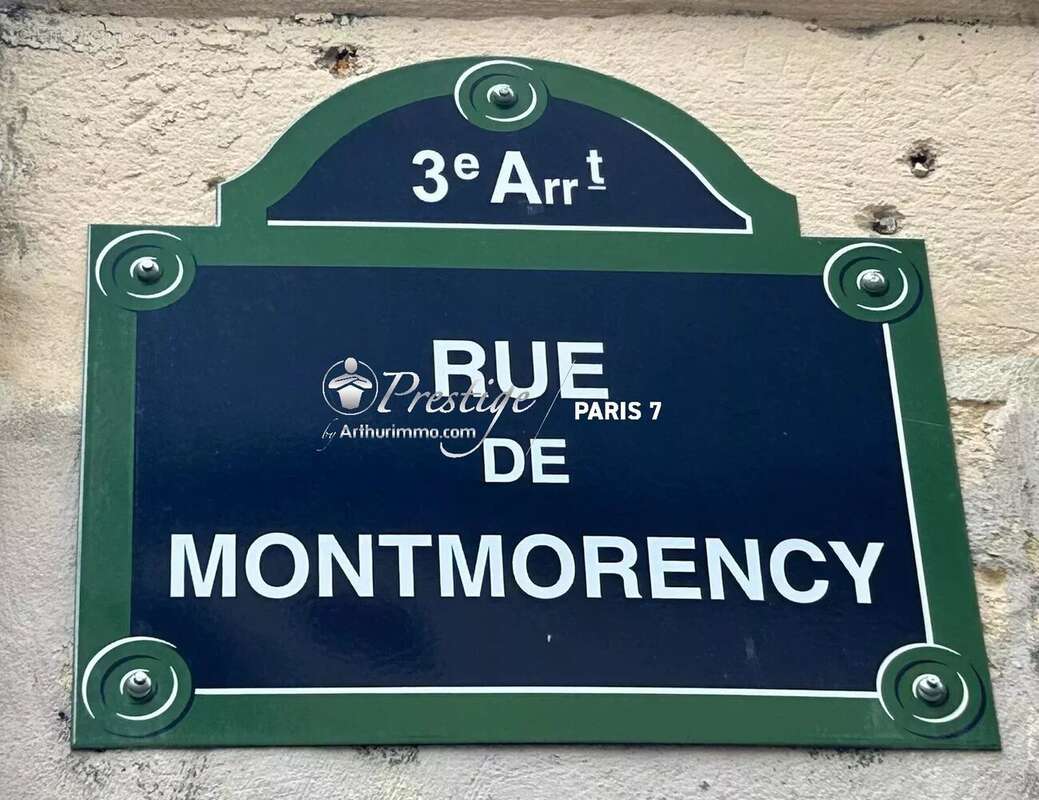 Appartement à PARIS-3E