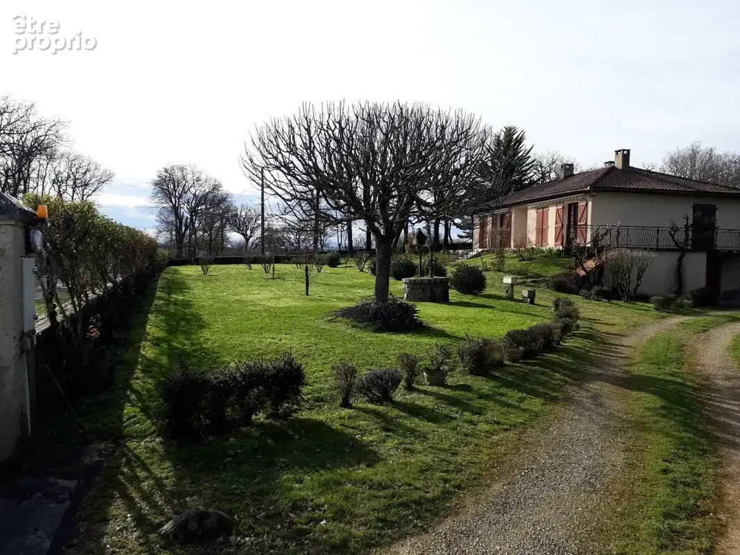 Propriété de caractère avec maison et dépendances sur 24 hectares dans le Lot - photo 29