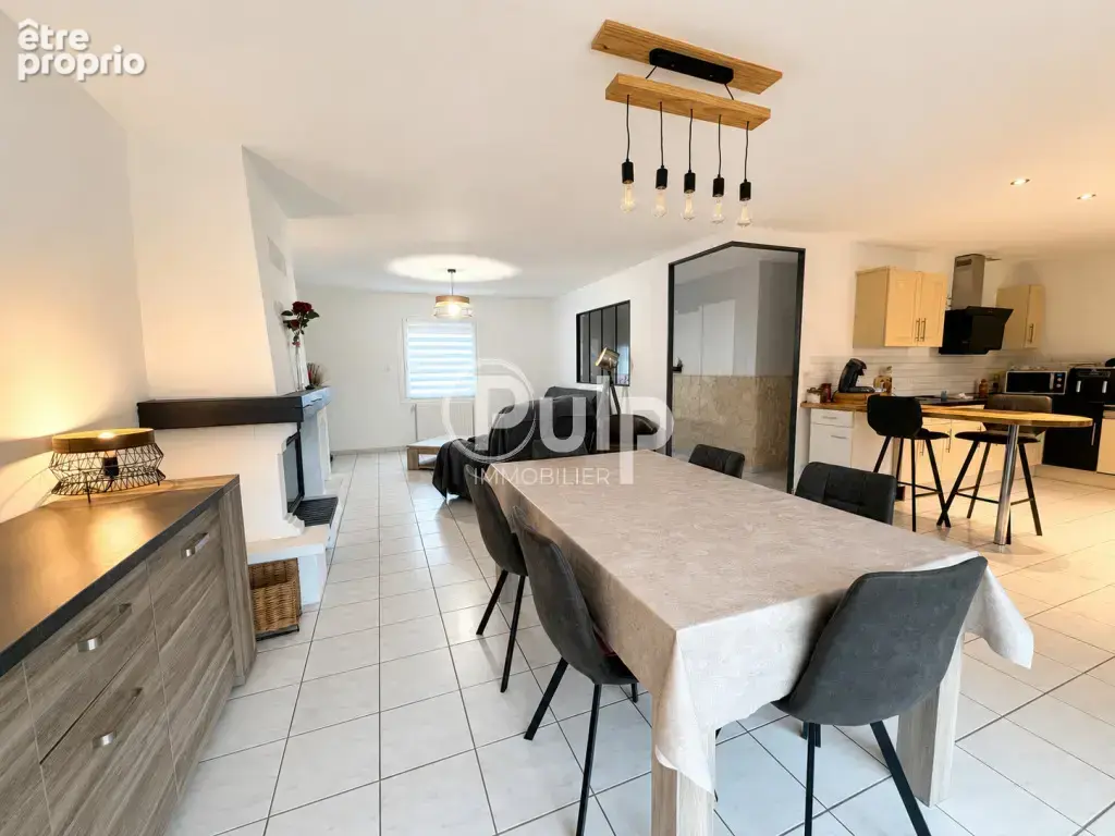 Photo Maison à Evin-Malmaison au prix de 299 000€