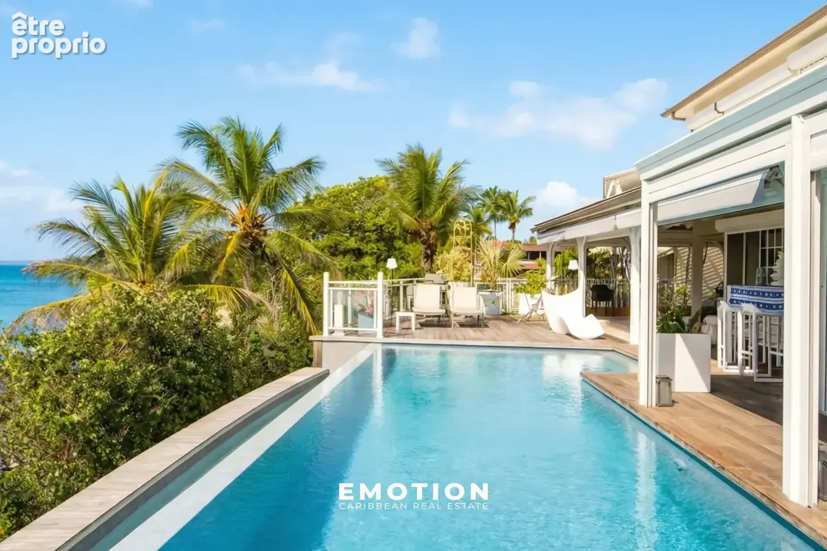 Villa 1ère ligne mer 3 ch + 2 studios indépendants à Saint-François (Guadeloupe) - photo 2