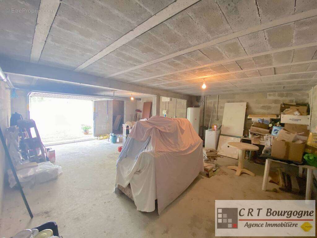 Maison à SAINT-SAUVEUR-EN-PUISAYE