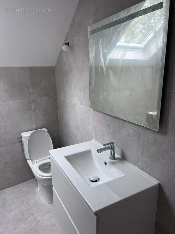 Maison à SAINT-NOM-LA-BRETECHE