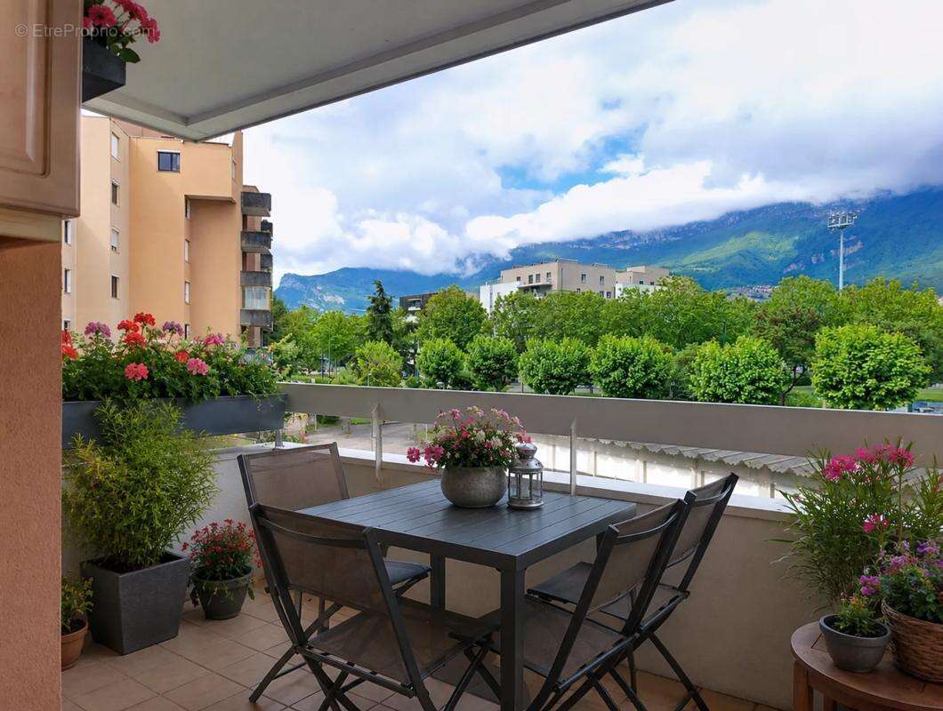 Appartement à ECHIROLLES