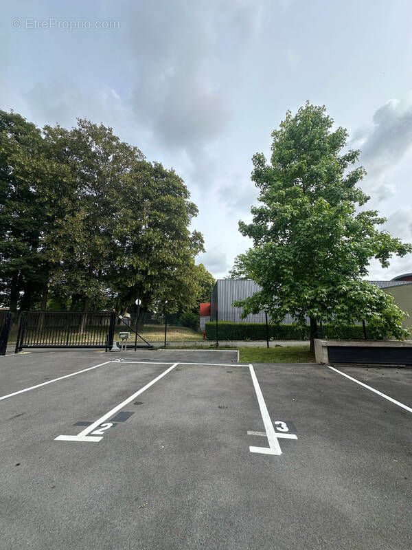 Parking à VALENCIENNES