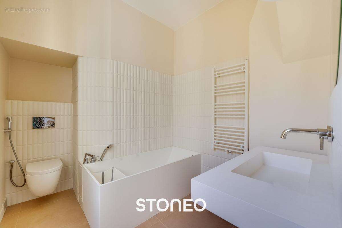 Appartement à CLICHY